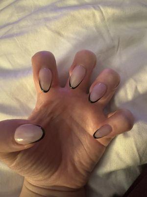 Simple thin black tips