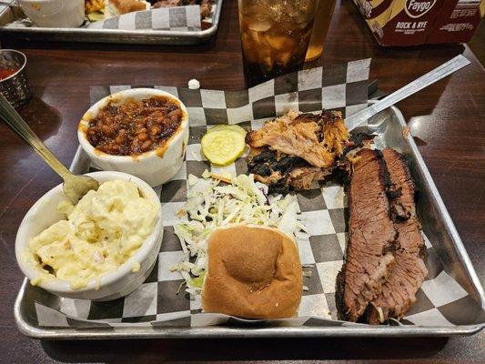 2 meat dinner pulled pork and brisket.