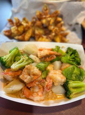 Panang Shrimp & Crab Rangoon