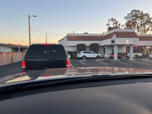 Thursday 02/24/22 5:30 pm 5 cars ahead of me in the drive thru