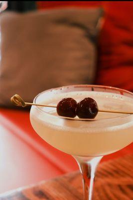 The Hemingway

A rejuvenating take on the beloved and classic daiquiri commanding the taste for citrus notes.