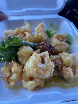 Honey walnut shrimp made with honey mustard sauce. I'm so confused.