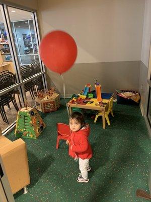 They have a playroom and gave my daughter a balloon.