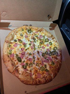 Giant Zesty Ham & Cheddar Pizza , always a pleasure to eat here