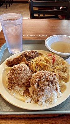 2-entree combo w/ pancit and bistek