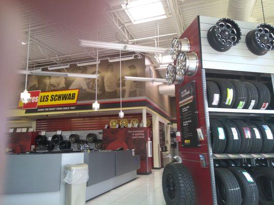 Hanging out at les Schwab. Hopefully they can fix my car. So far I'm not impressed.