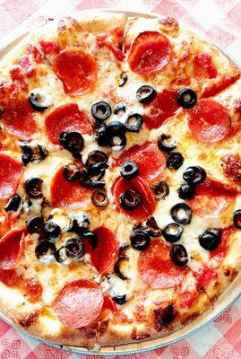 Pepperoni with Olives Pizza