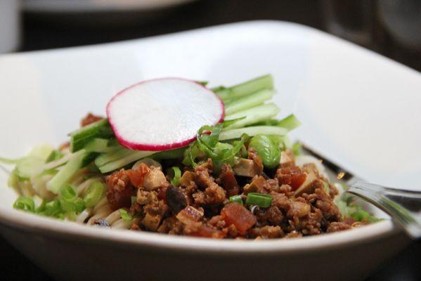 Noodles with Minced Kurobuta Pork