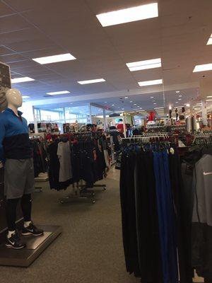 Kohl's of Mansfield -- Mansfield Crossing : 280 School Street, Mansfield        Interior