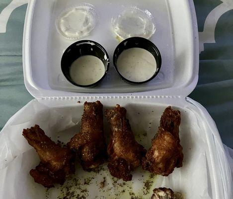 It was 9 wings...but ate 5 then Snapped! So 9 Lemon Pepper Wings (requested all drums) for $9.99 ! DELICIOUS !!