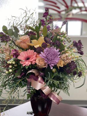 Another beautiful floral arrangement from Thode Floral in La Porte IN.  I would highly recommend them!