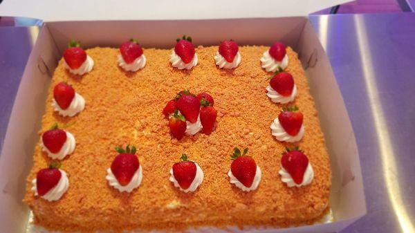 Strawberry Crunch Sheet Cake