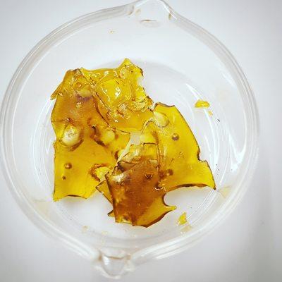 OG Kush shatter, a long time favorite among commercial fisherman for its ability to subdue stress