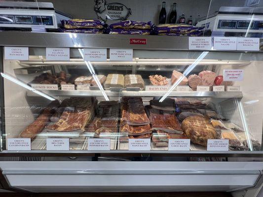 Bacon & cured meats Deli