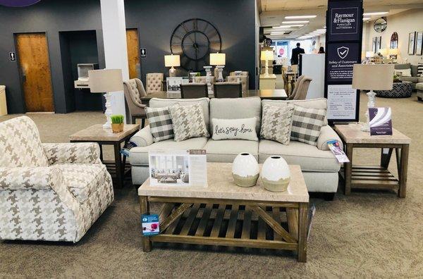 Raymour & Flanigan Furniture and Mattress Showroom & Outlet