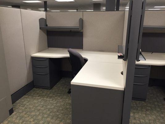 Haworth - Size: 6' x 8' Office Cubicle/Workspace - Copy & Paste  http://bit.ly/2yqVfcK for more information.