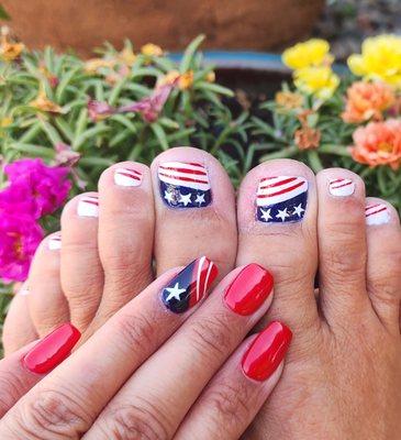 Christine hand painted designs for the 4th!! They look amazing!! Highly recommend!!