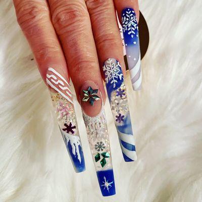 Snow nails