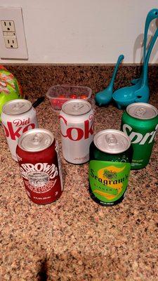 Canned Sodas: Diet Coke, Sprite, Dr. Brown's Root Beer, Seagram's Ginger Ale (12/07/22). @EatPico #JerseyCity #NewJersey #MexicanFood #Soda