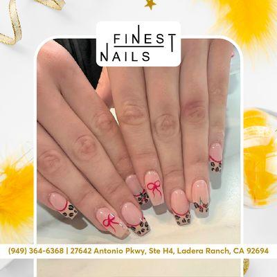 The perfect time to get your nails ready for this Christmas season!