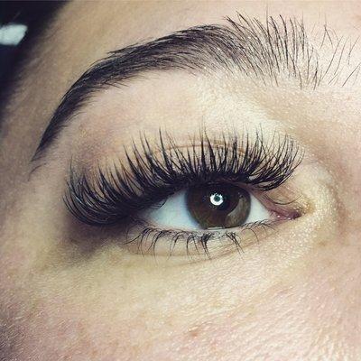 Volume Lashes @theperfectlash