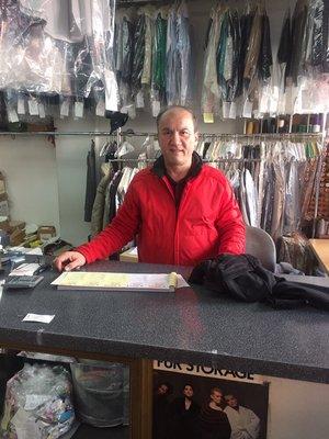 Here's Roman ! Our tailor with over 30 years+ experience and owner of the business.