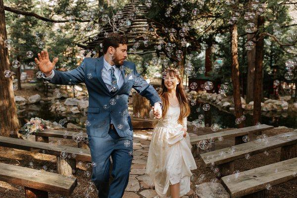 Bubble machine wedding photo