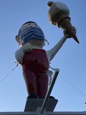 The Mascot Manny Flavors was originally an A&W Root beer Teenage Burger Boy that was converted. Very Cool & Vintage @ Eskimo King