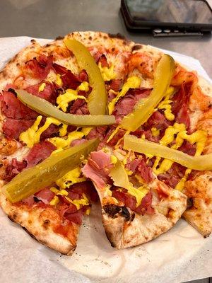 The Pastrami Sandwich Pizza