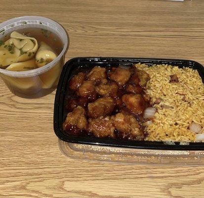 General Tso Chicken, Pork fried rice, wonton soup