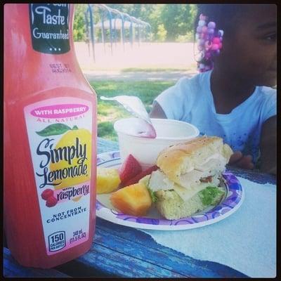 We love a fun picnic in the park!