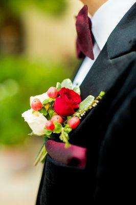 Groom's boutonniere