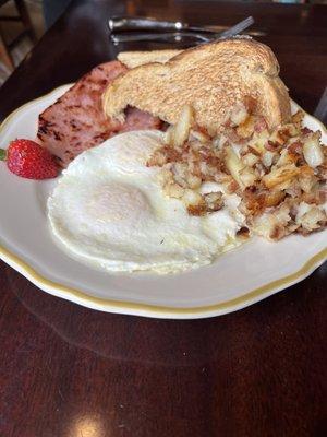 Trotters Starter* with Ham, Hash Browns and Rye Toast