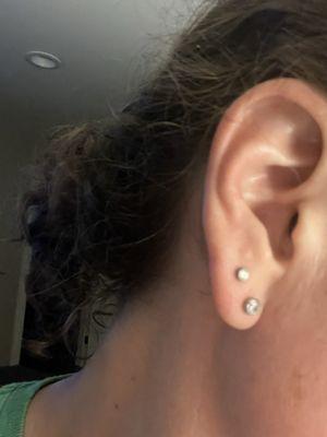 Ear lobe piercing