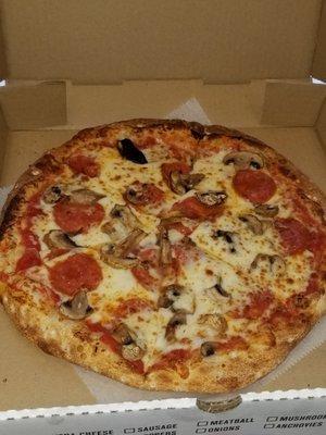 Personal Pizza Pie - Pepperoni and mushroom