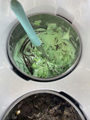 Mint chocolate chip homemade-authentic-less fat-no artificial flavors gelato!!!!! The best I have ever had.