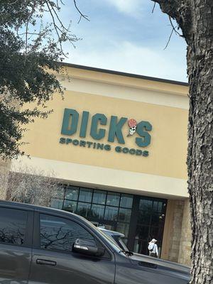 DICK'S Sporting Goods