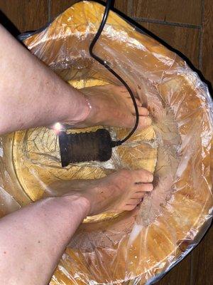 Foot ionizing