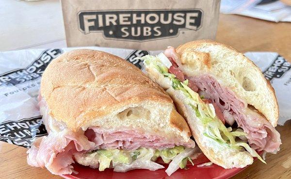 (*‿*) M'm! M'm! Good! I LOVE their warm #HoneyHam sub with vinegar and oil @ the neighborhood #FireHouseSubs-DurbinPark