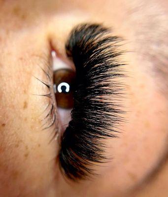 Mega Volume Lash Extensions