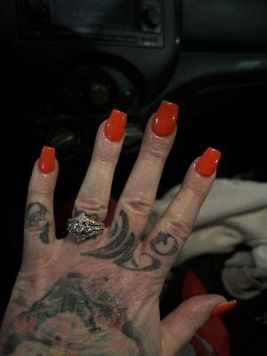 Got my nails done for Halloween super fast!