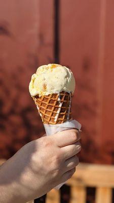 Seasonal flavor - Peach Crumble Peach Crumble Ice Cream Pint