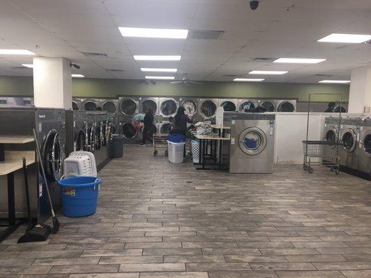 Spin City Laundromat