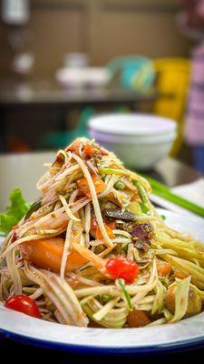 Tum Plu Pa Ra (Papaya Salad)