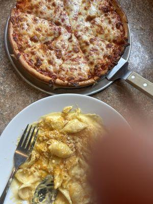 Cheese pizza. Kids' Mac & Cheese