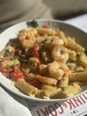 Rigatoni with shrimp