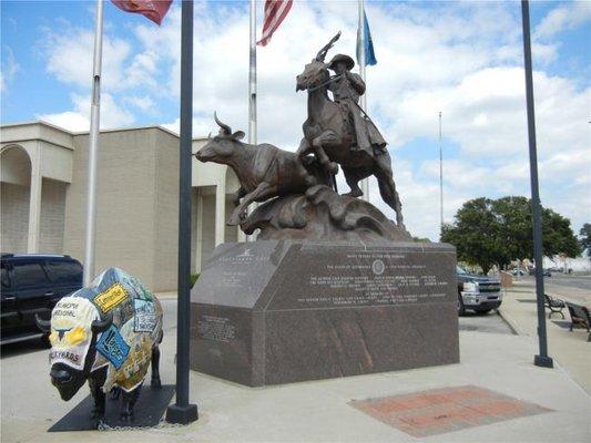 Monument in Stockyards City - Oklahoma City