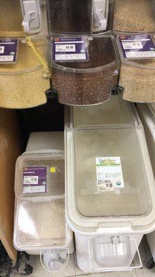 Bulk flour and quinoa