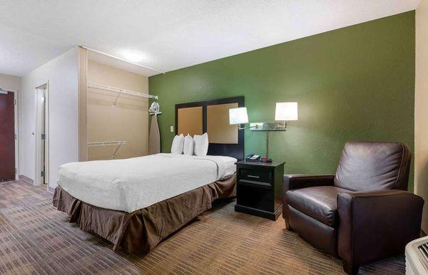 Extended Stay America Select Suites - Jacksonville - Lenoir Avenue East