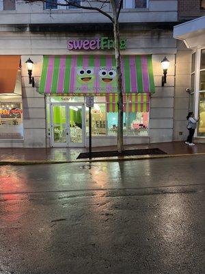 sweetFrog